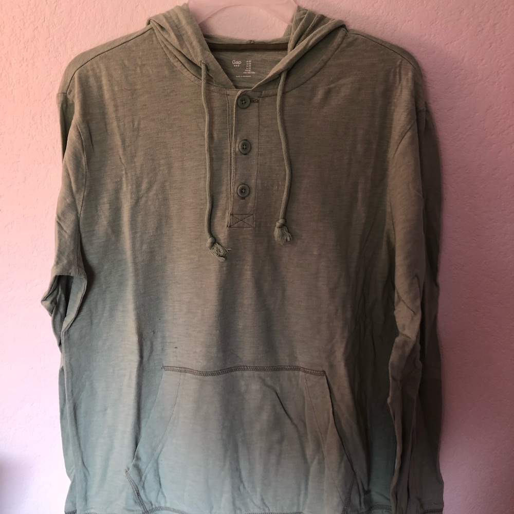 Three button sweatshirt
